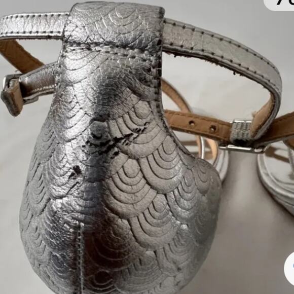 Badgley Mischka $389 Womens Size 7.5 Melaney II Silver Wedge Dress Sandals EUC - Picture 5 of 15